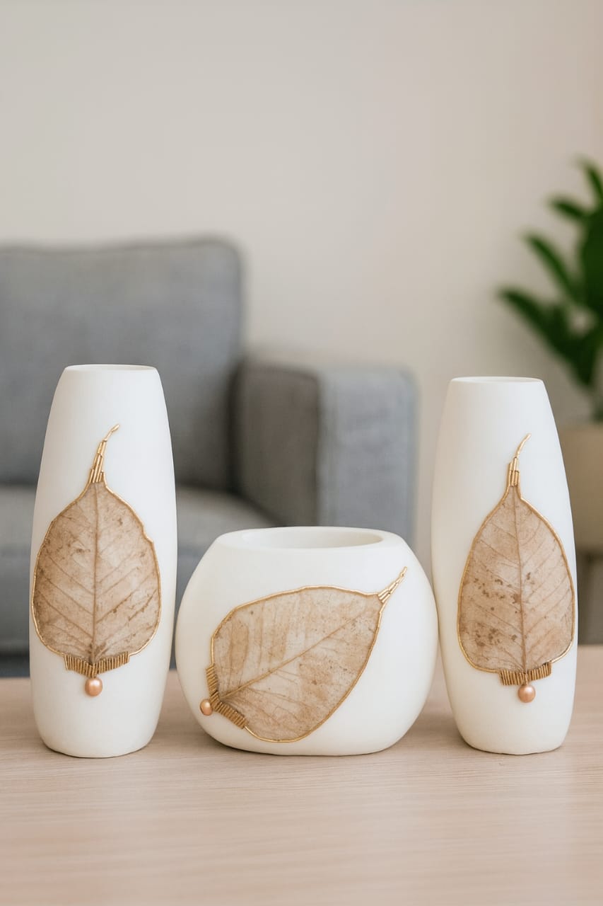 Elegant White Leaf Design Vase Set – Luxury Modern Home Decor Flower Vases for Living Room & Gifts Pakistan